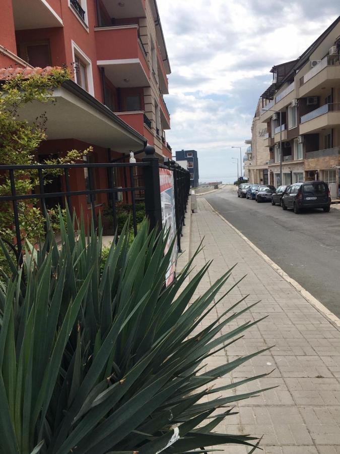 Villa Rossa Apartments Ravda Exterior photo